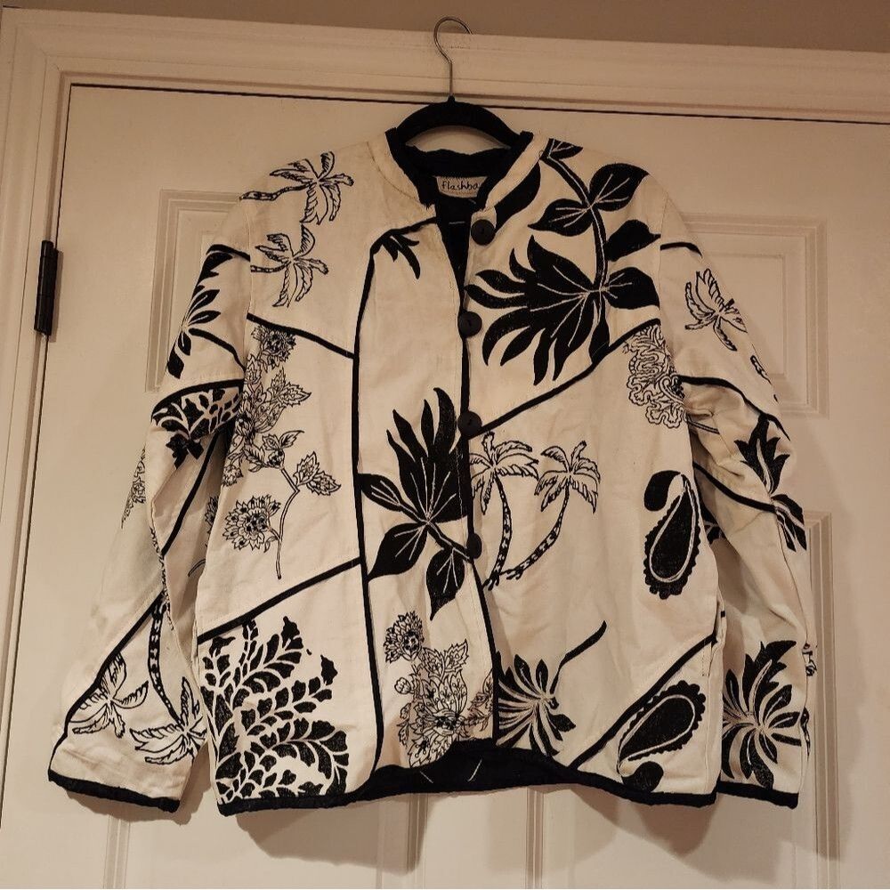 NWT Flashback Vintage white and black floral button up jacket M
